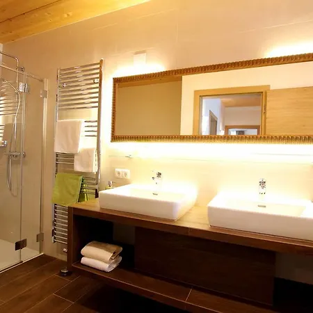 Apart Belmont Apartment
